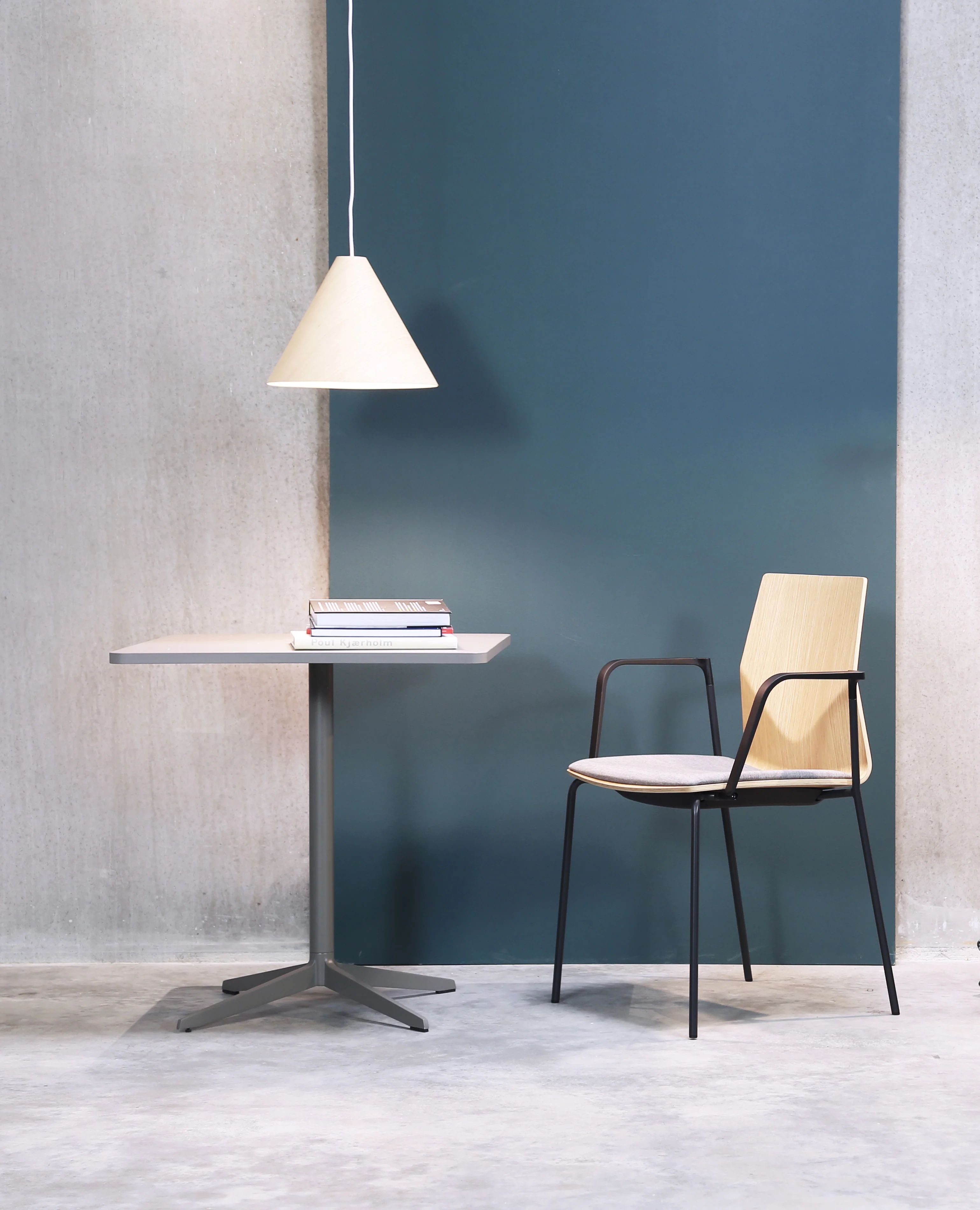 FourCast®2 Chair, Bentwood Shell, 4 Leg Base with Seat Pad - with Arms - Image 2