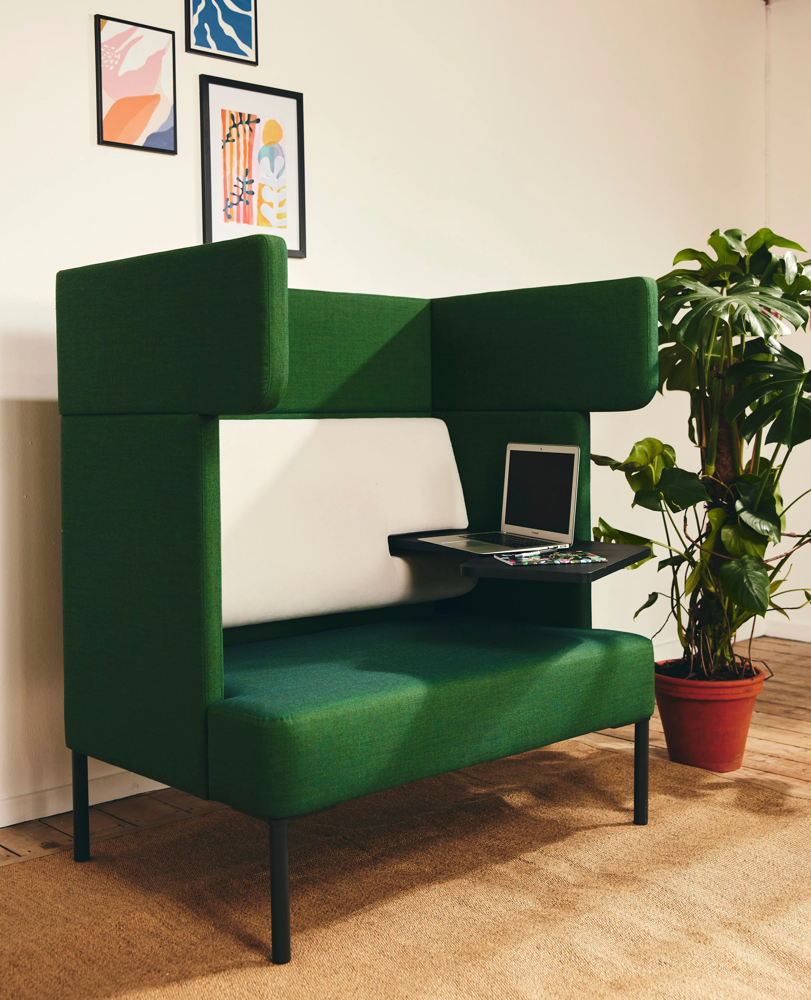 FourUs® Solo Sofa, 4 Leg Base - Right Side Facing Table - Image 2
