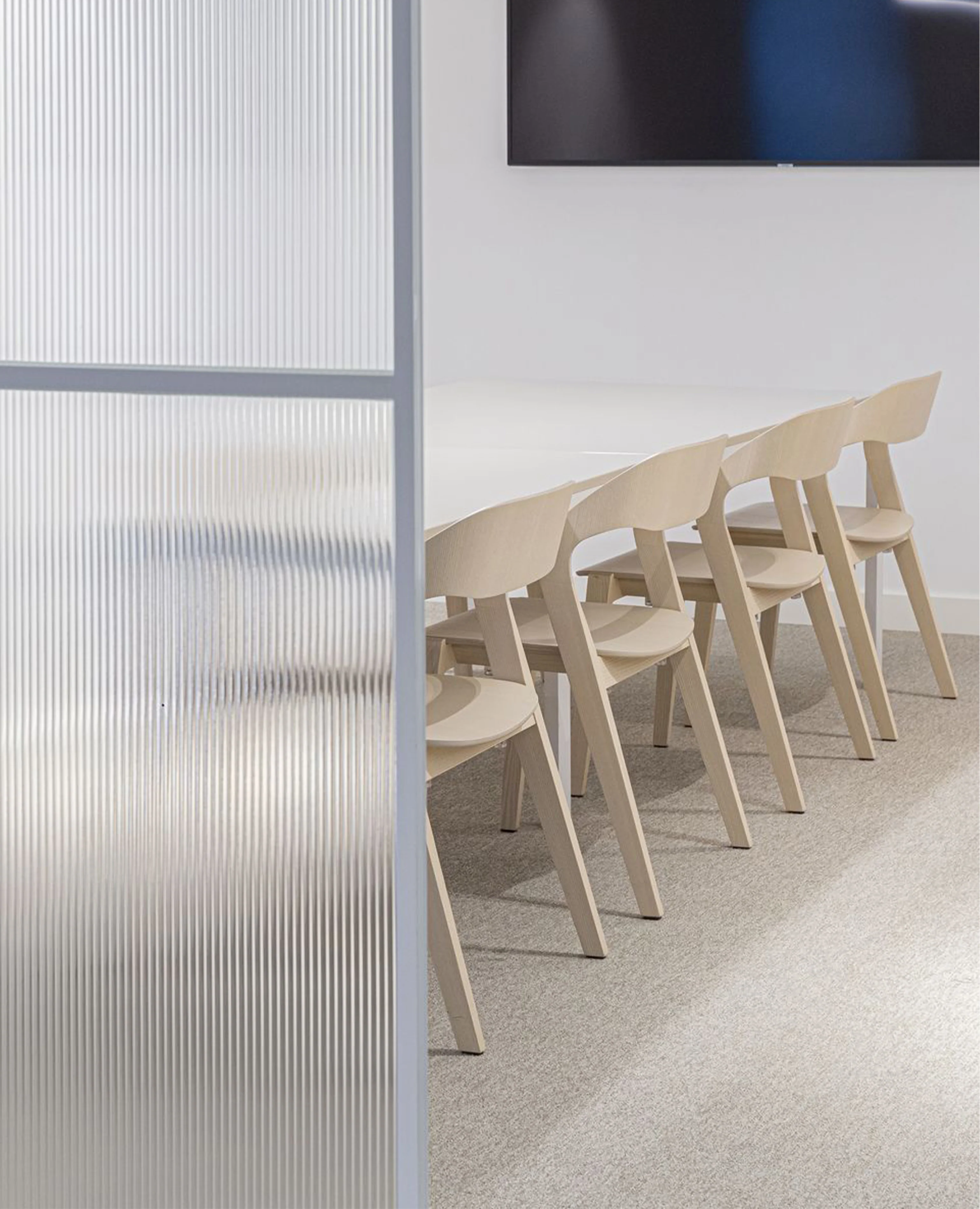Mixis Chair - Image 2