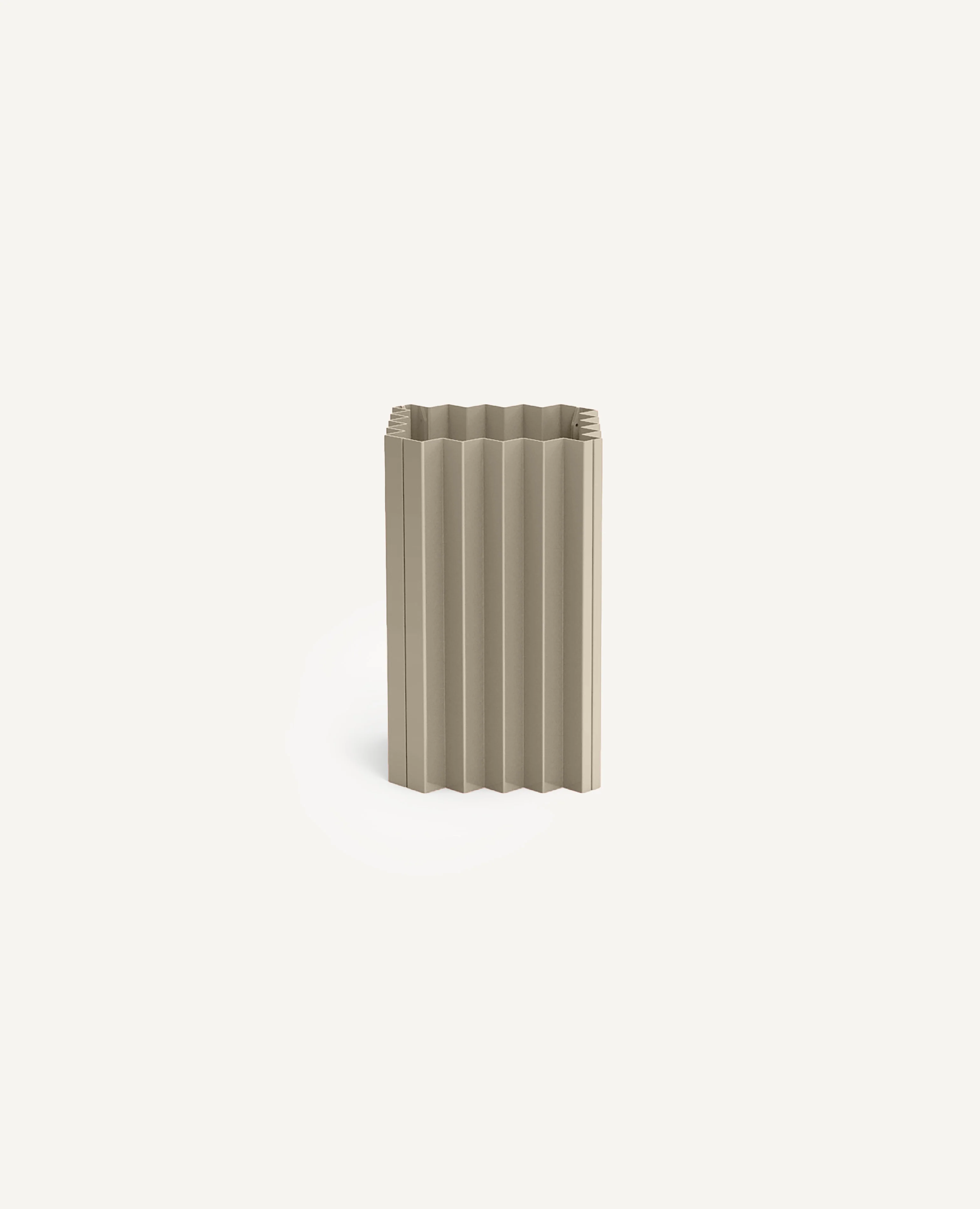 Tess Planter, Square - 25" Height